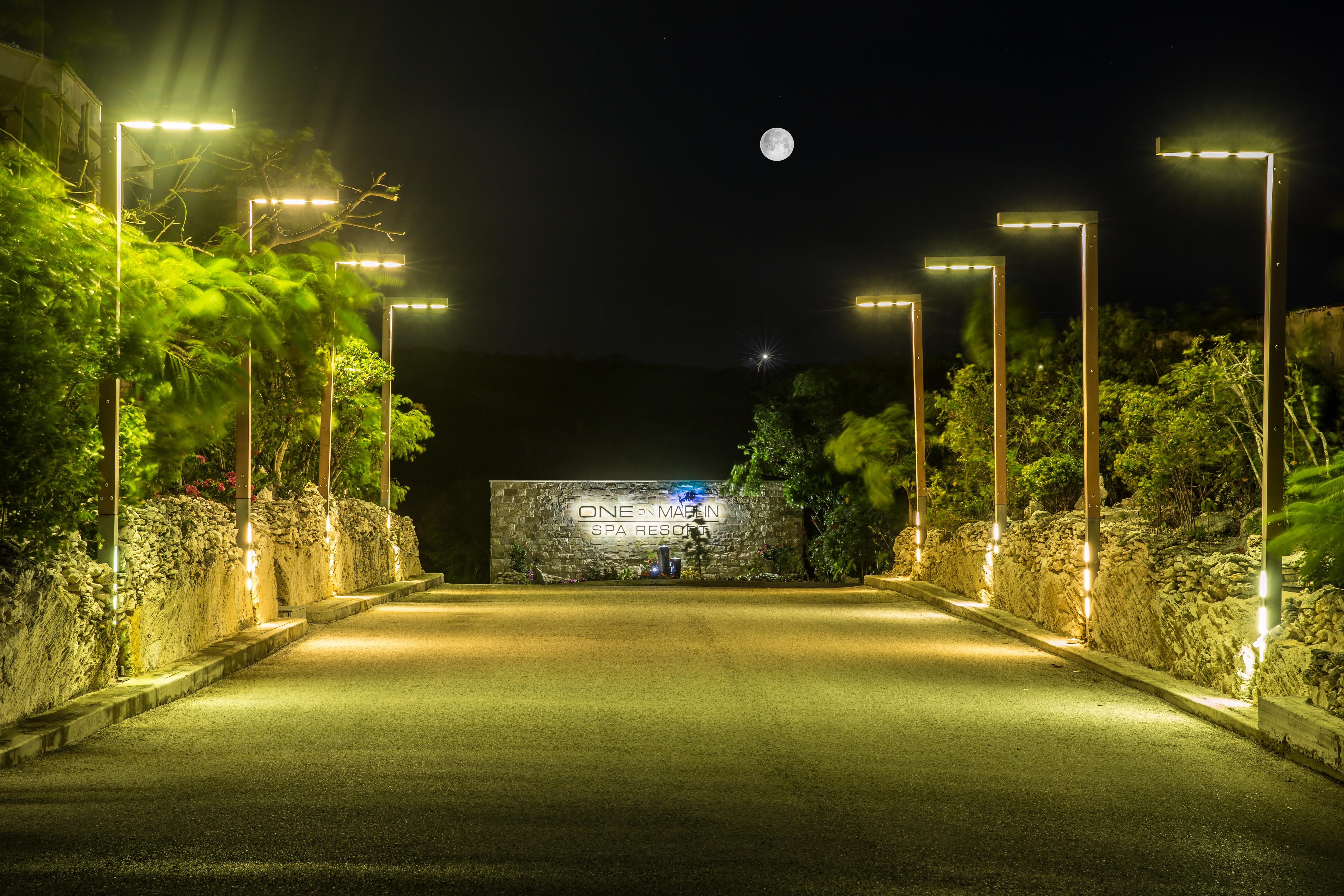 One On Marlin Resort (Adults Only) Turtle Cove Esterno foto